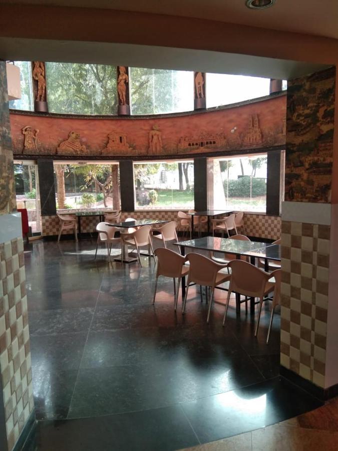 Kunigal Kstdc Hotel Mayura Pavithra Yediyur מראה חיצוני תמונה