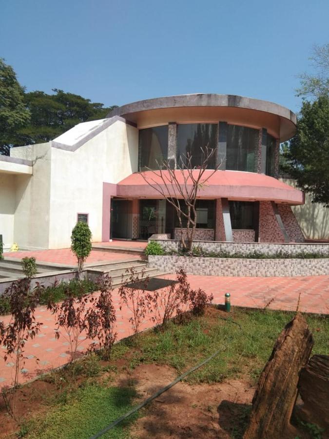 Kunigal Kstdc Hotel Mayura Pavithra Yediyur מראה חיצוני תמונה