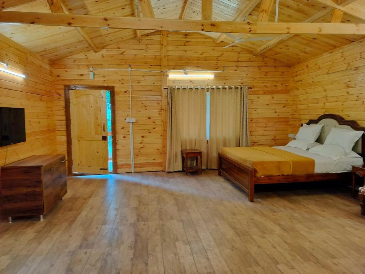 Kunigal Kstdc Hotel Mayura Pavithra Yediyur מראה חיצוני תמונה