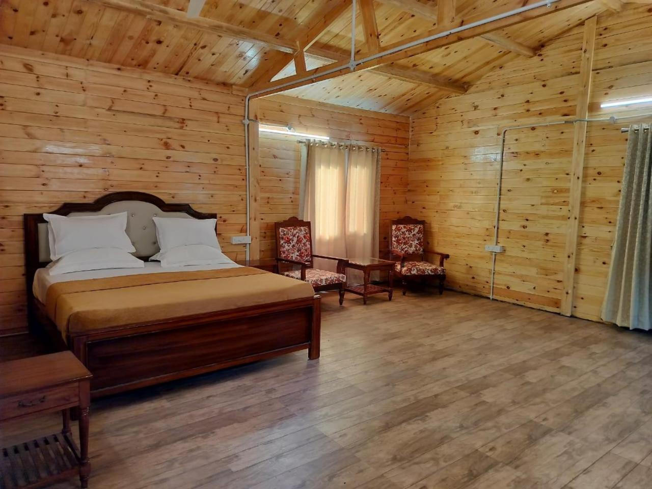Kunigal Kstdc Hotel Mayura Pavithra Yediyur מראה חיצוני תמונה