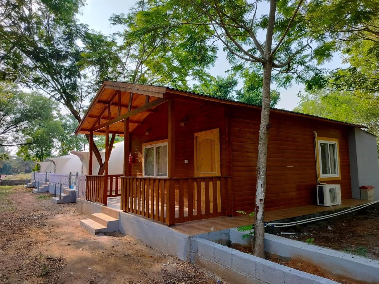 Kunigal Kstdc Hotel Mayura Pavithra Yediyur מראה חיצוני תמונה